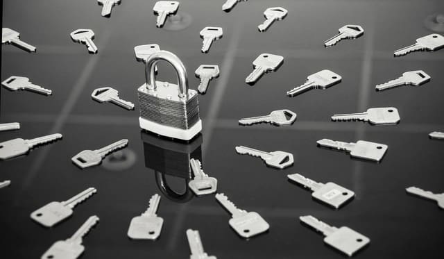 Blog EN 1 Borrowed Keys, Broken Locks: The Silent Risk of Temporary Permissions